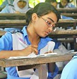আজ পিছিয়ে যাওয়া এসএসসি পরীক্ষা 