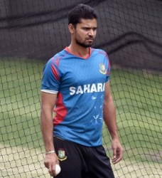 মুখে নয় মাঠেই জবাব দিতে চান মাশরাফি