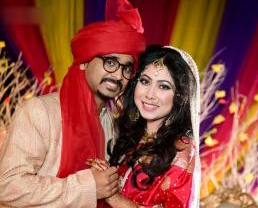 বান্ধবীকে বিয়ে করলেন সন্ধি